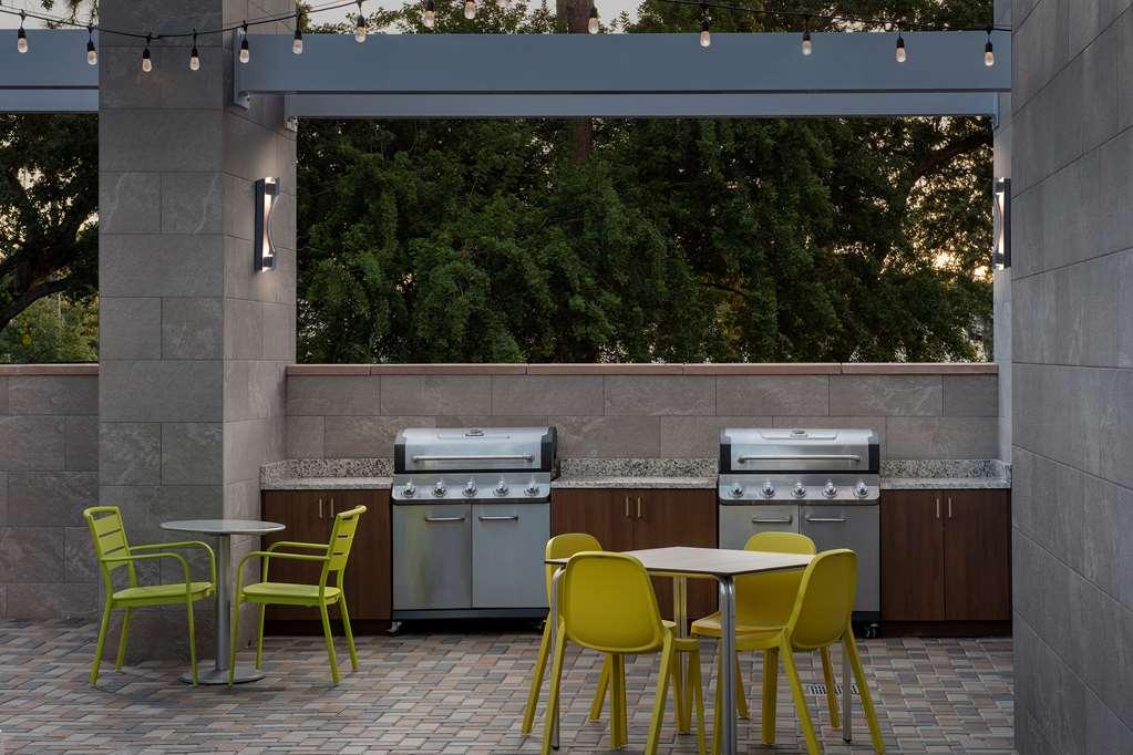 Home2 Suites By Hilton Tampa Westshore Airport Экстерьер фото